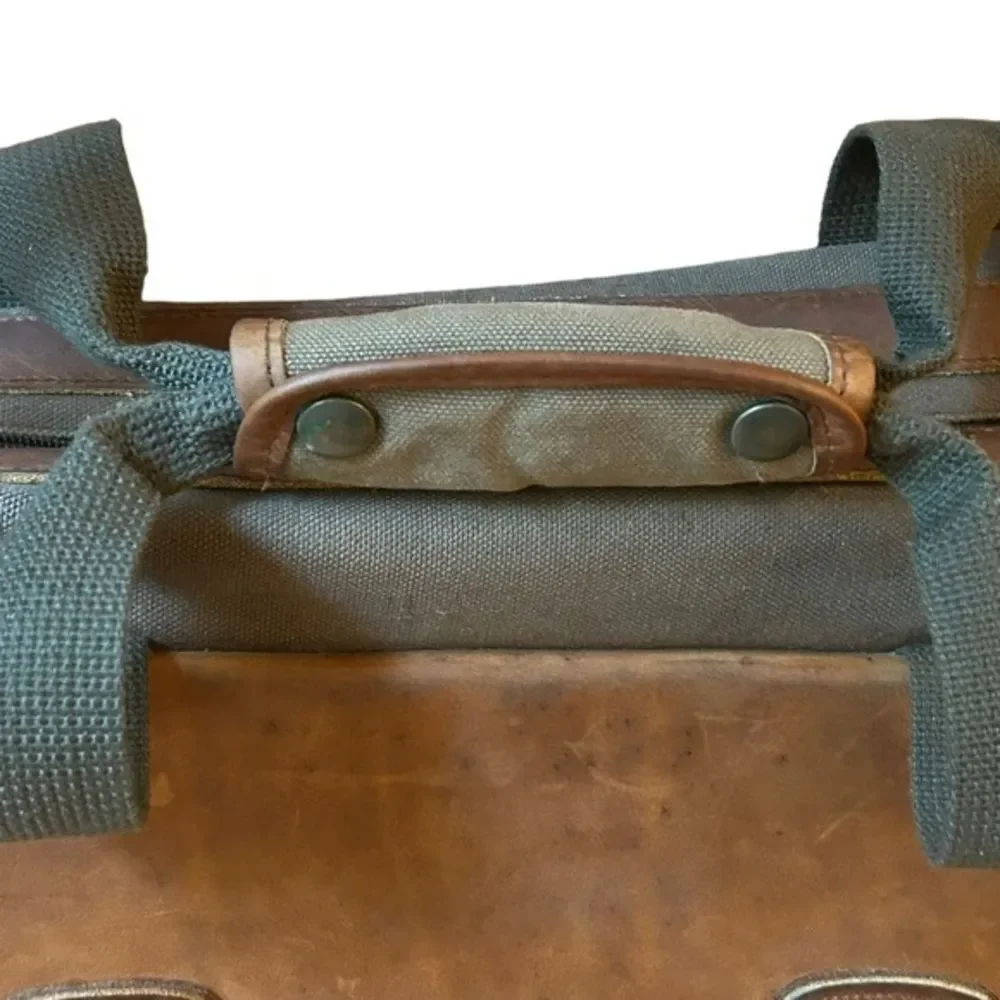 Vintage HIGH SIERRA Mens Brown Green Canvas Leather Flight Large Duffel‎ Bag